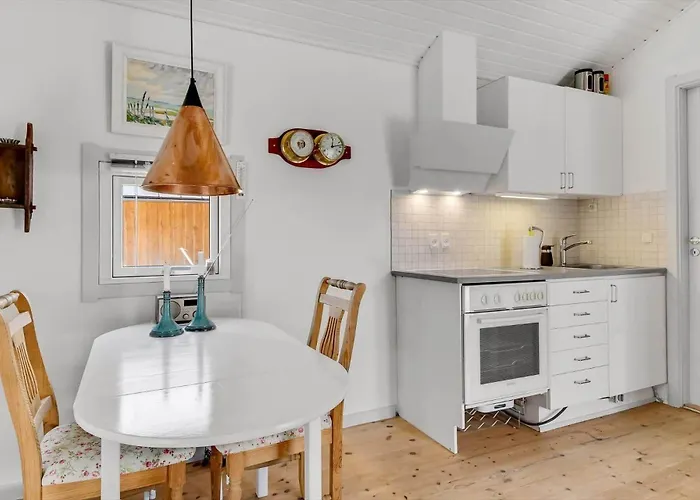 Feriehus C11560-hemmet-bork-hytteby-147 *